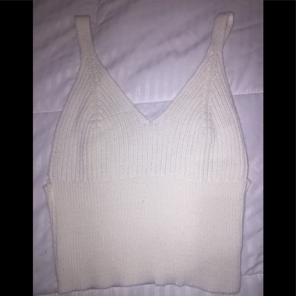 White Sleeveless Crop Top